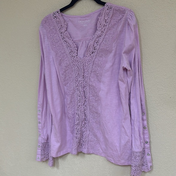 Soft Surroundings womans BOHO lavender lace Long Sleeve top size M - Picture 2 of 6
